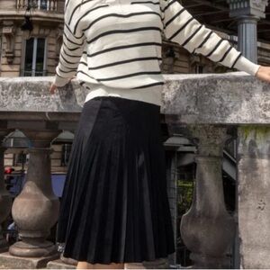 ORLY Velvet/Suede Feel Skirt